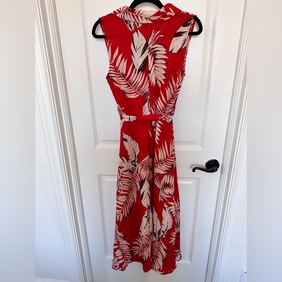 QED Red Leaf Print Maxi Dress - Picture 8 of 11